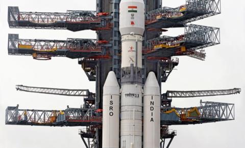 Índia lança o maior foguete de sua história espacial.